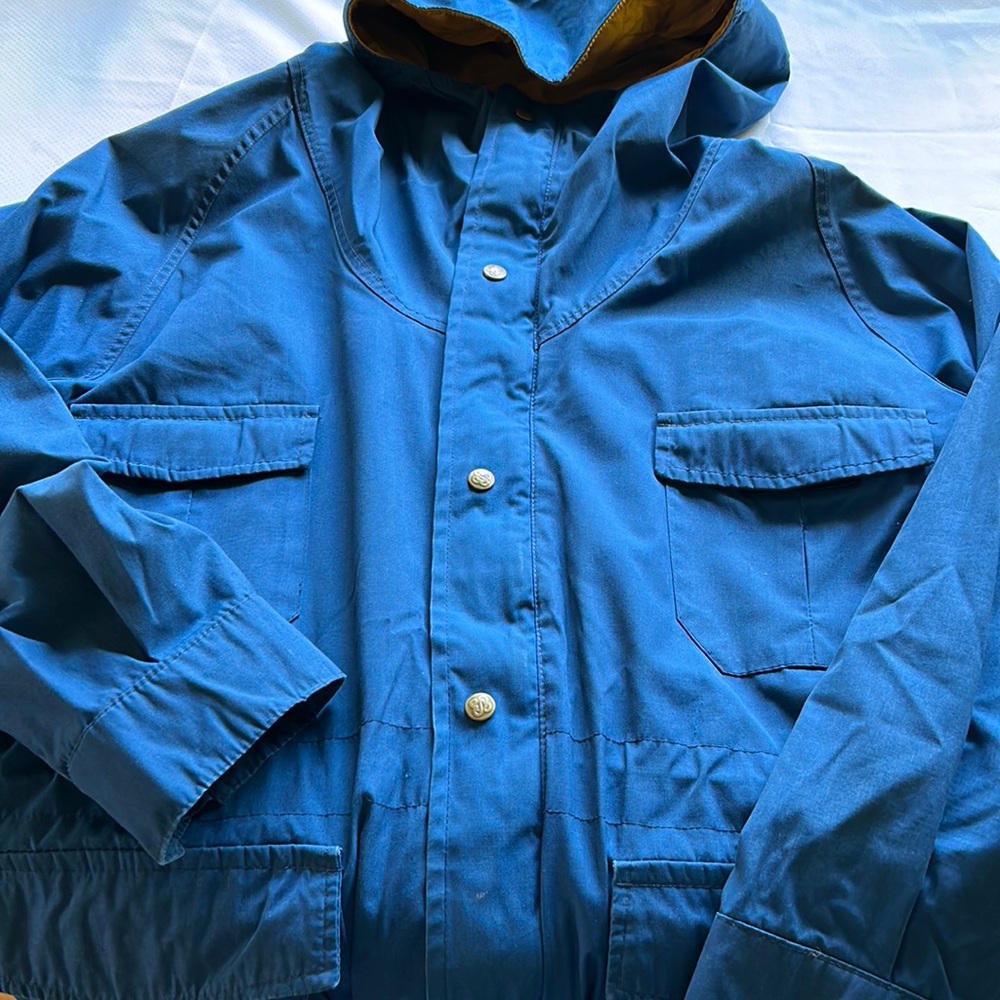 Eddie Bauer Light Jacket Navy Blue Camping Hiking Trekking Outdoors Vintage